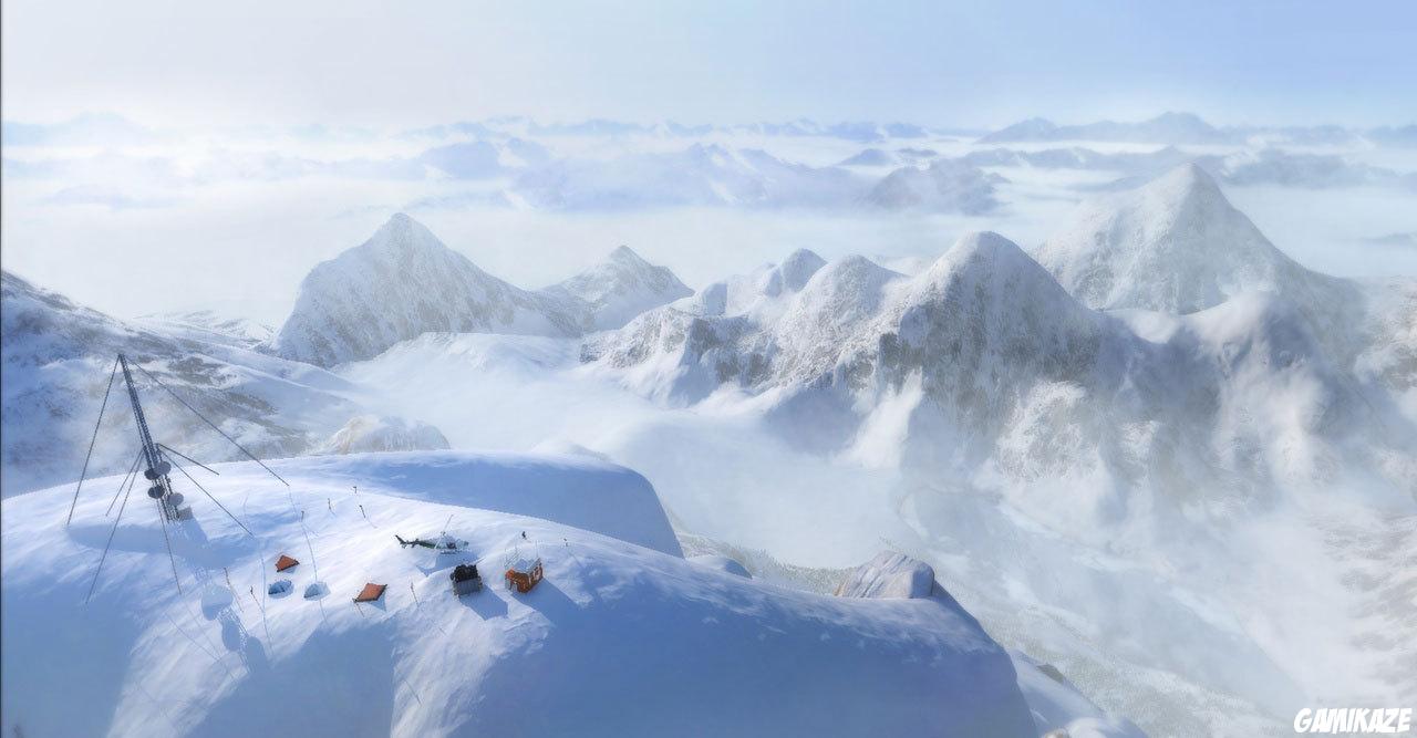 Shaun White Snowboarding