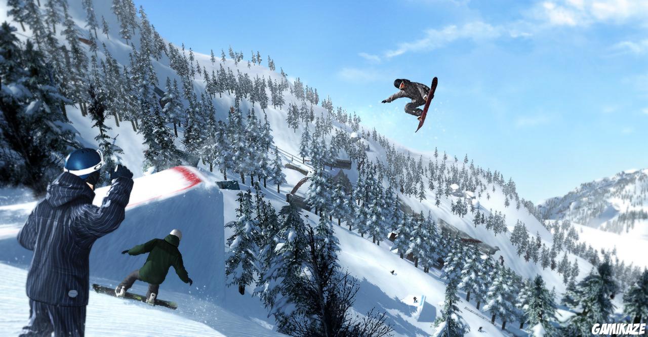 Shaun White Snowboarding