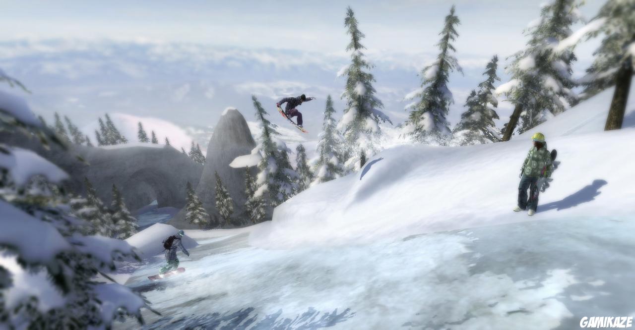Shaun White Snowboarding